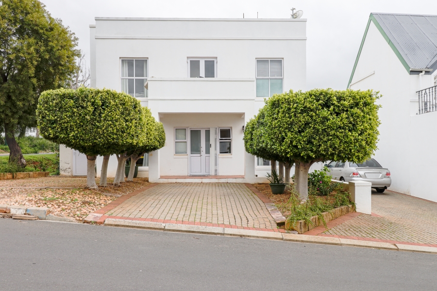 3 Bedroom Property for Sale in Paradyskloof Western Cape